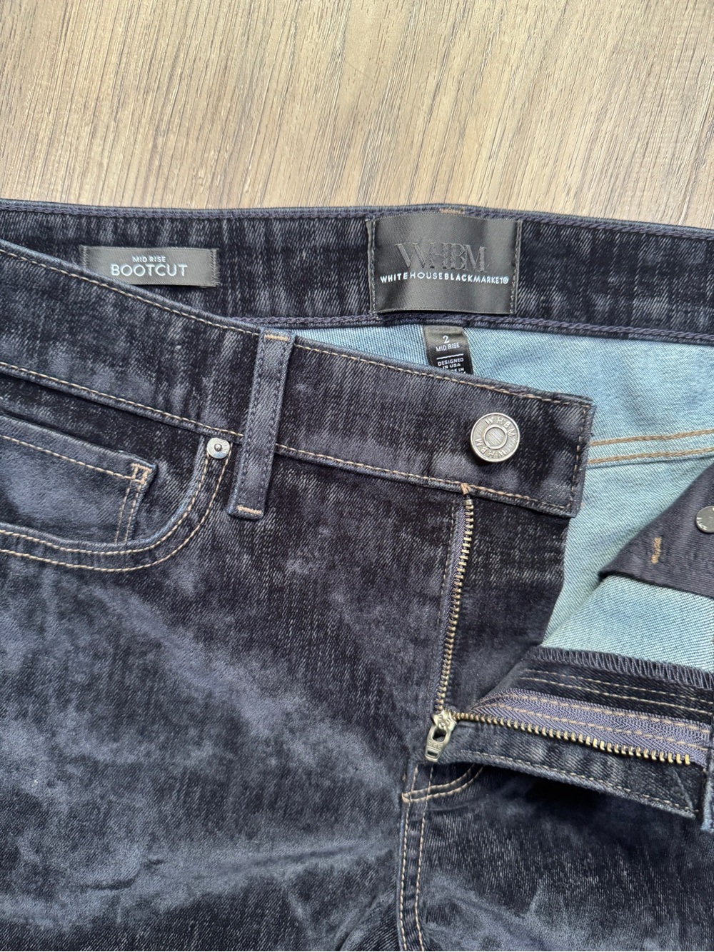 White House Black Market Velour - Velvet MID RISE Bootcut Pants - Size 2 - Picture 8 of 12